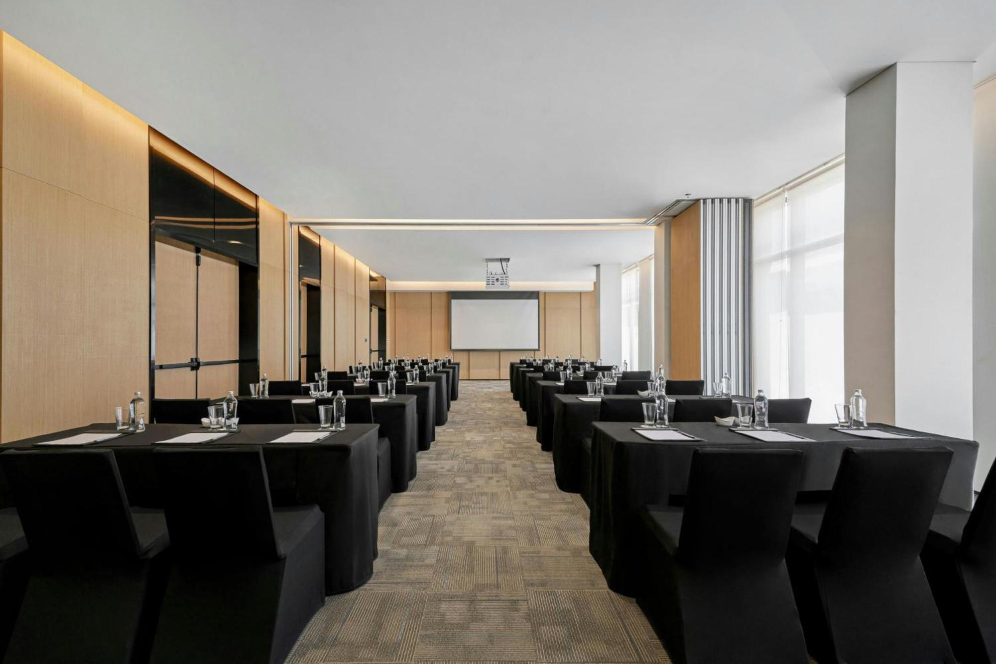 ホテル Fairfield By Marriott South Binh Duong トゥアン・アン エクステリア 写真