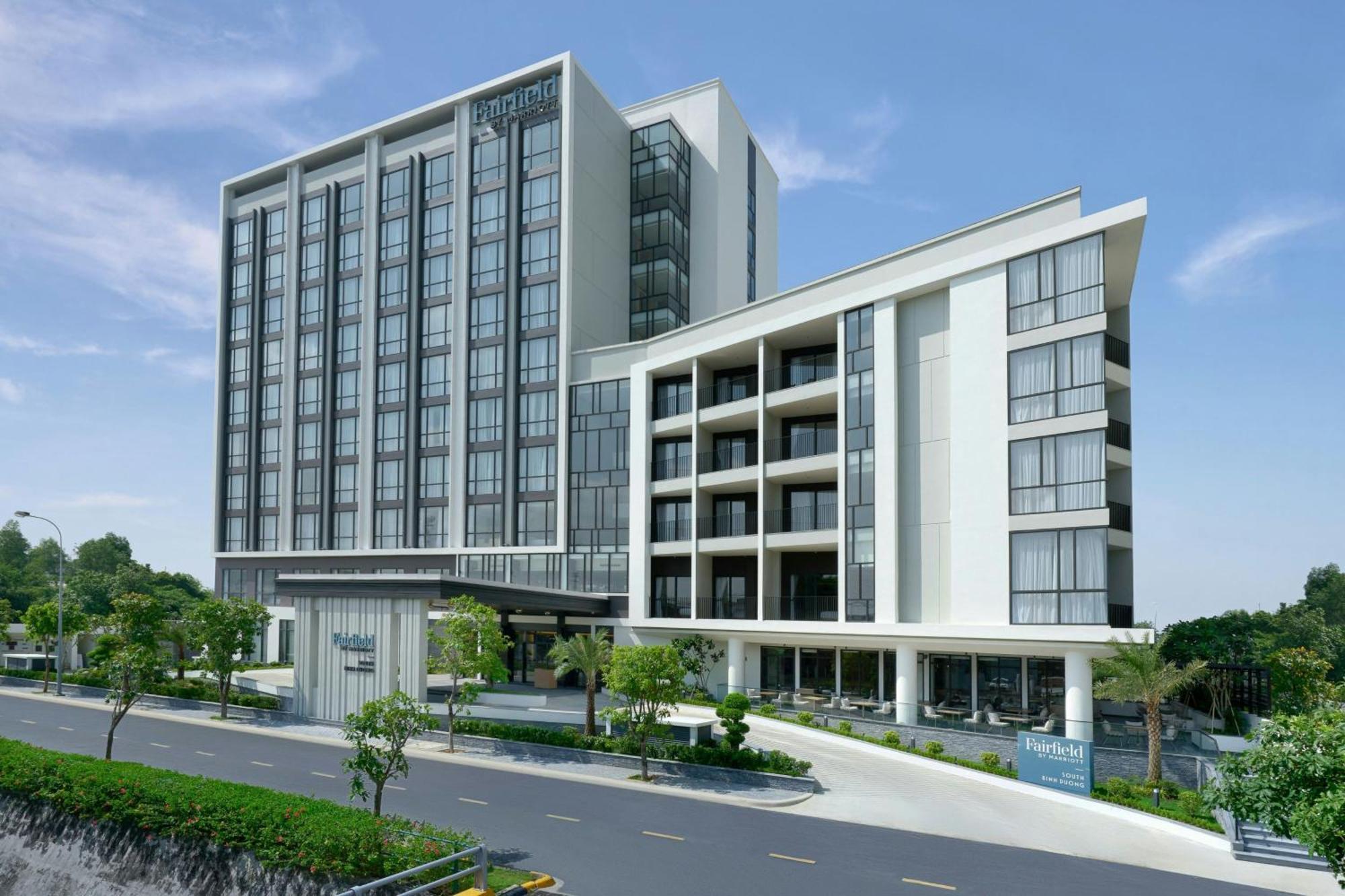 ホテル Fairfield By Marriott South Binh Duong トゥアン・アン エクステリア 写真